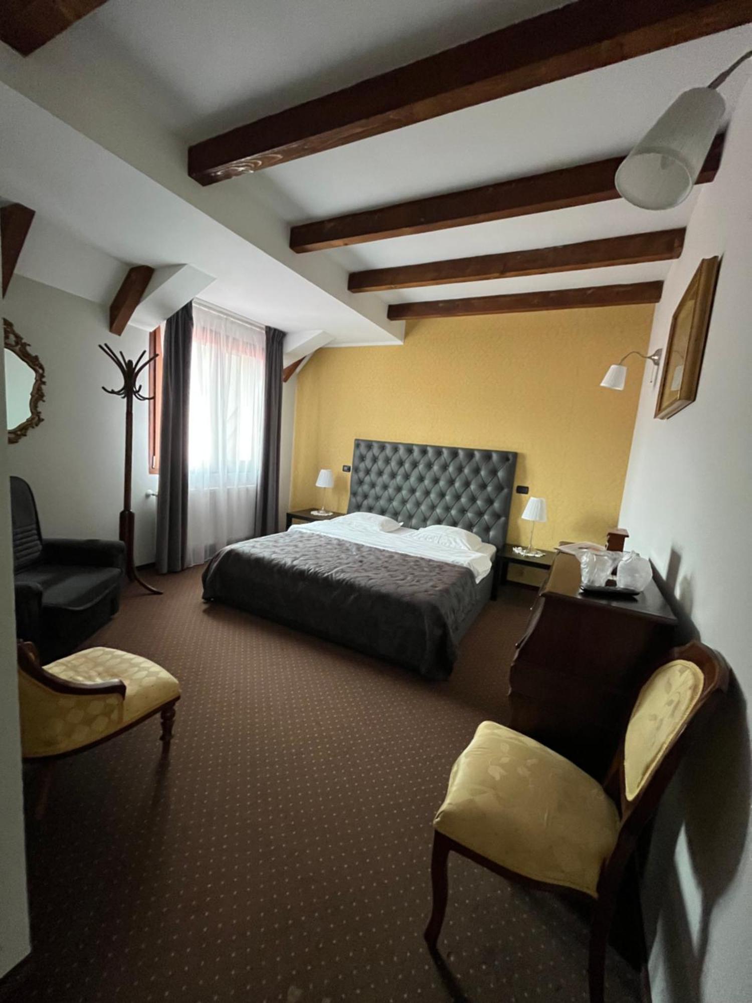Trattoria Al Gallo Bran  Luaran gambar